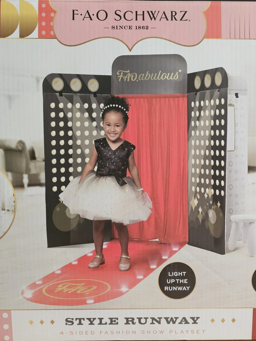 FAO Schwarz Kids Fashion Runway Playset